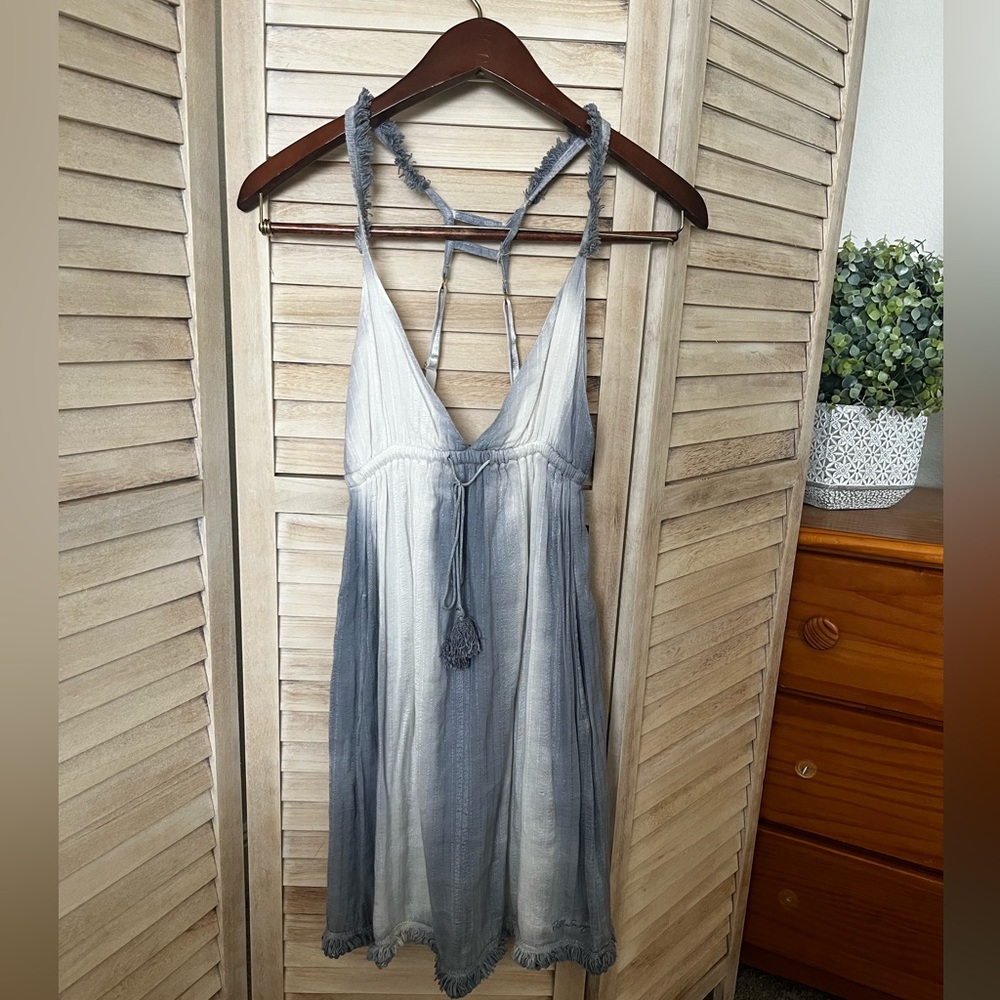Blue and white ombré sun dress.